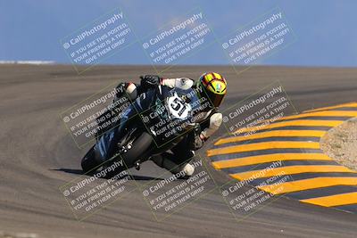 media/Oct-09-2022-SoCal Trackdays (Sun) [[95640aeeb6]]/Turn 12 (140pm)/